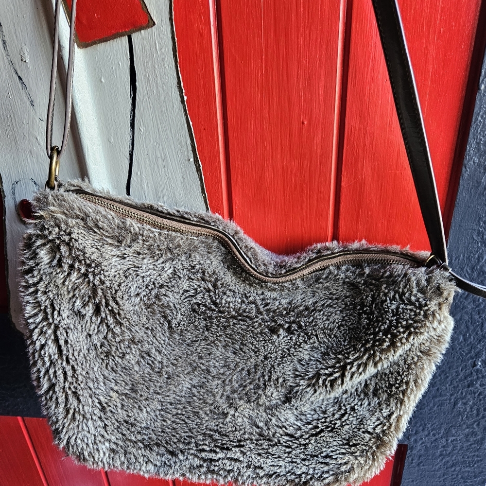 Hobo fur purse